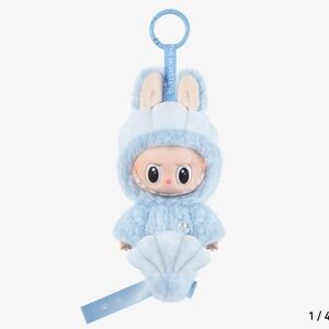 LABUBU HIDE AND SEEK IN SINGAPORE SERIES-Vinyl Plush Doll Pendant 100% Authentic